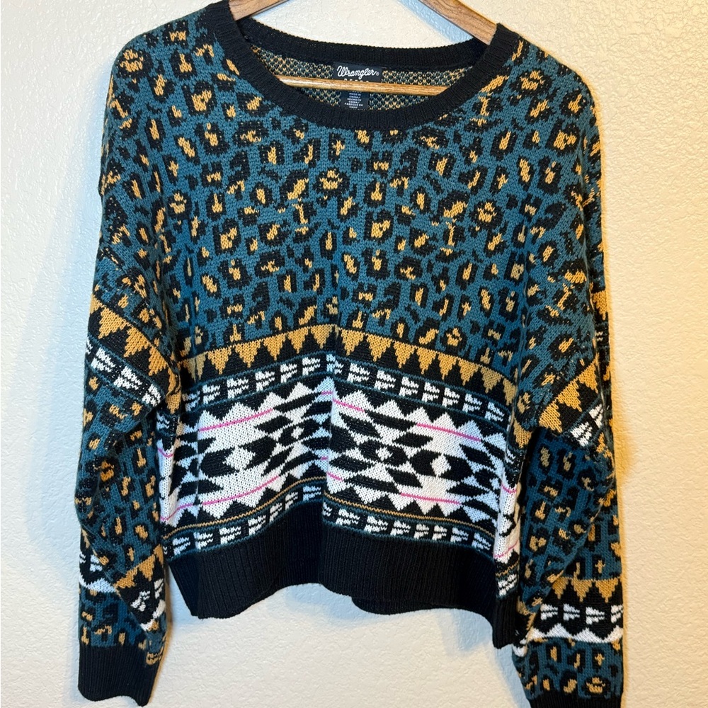Wrangler Women's Teal and Gold Patterned, leopard print Sweater, S